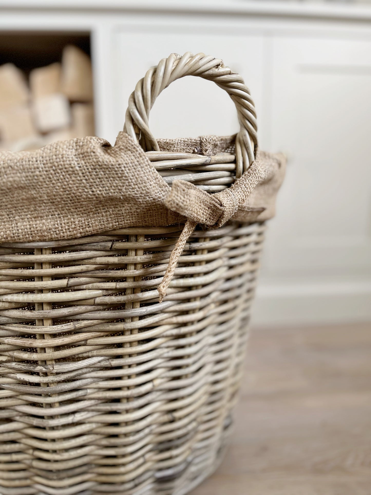 Large Round Hessian Lined Log Basket