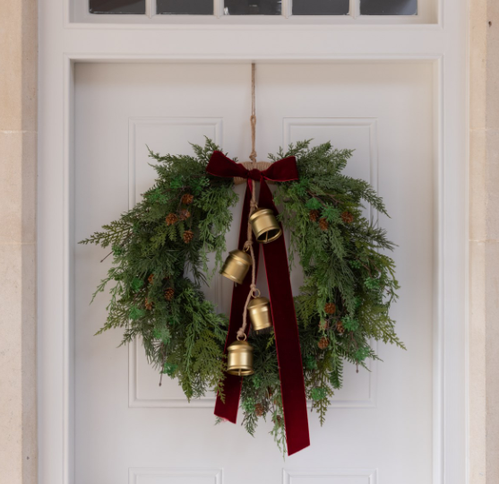 Belmesthorpe Wreath Bow & Bells